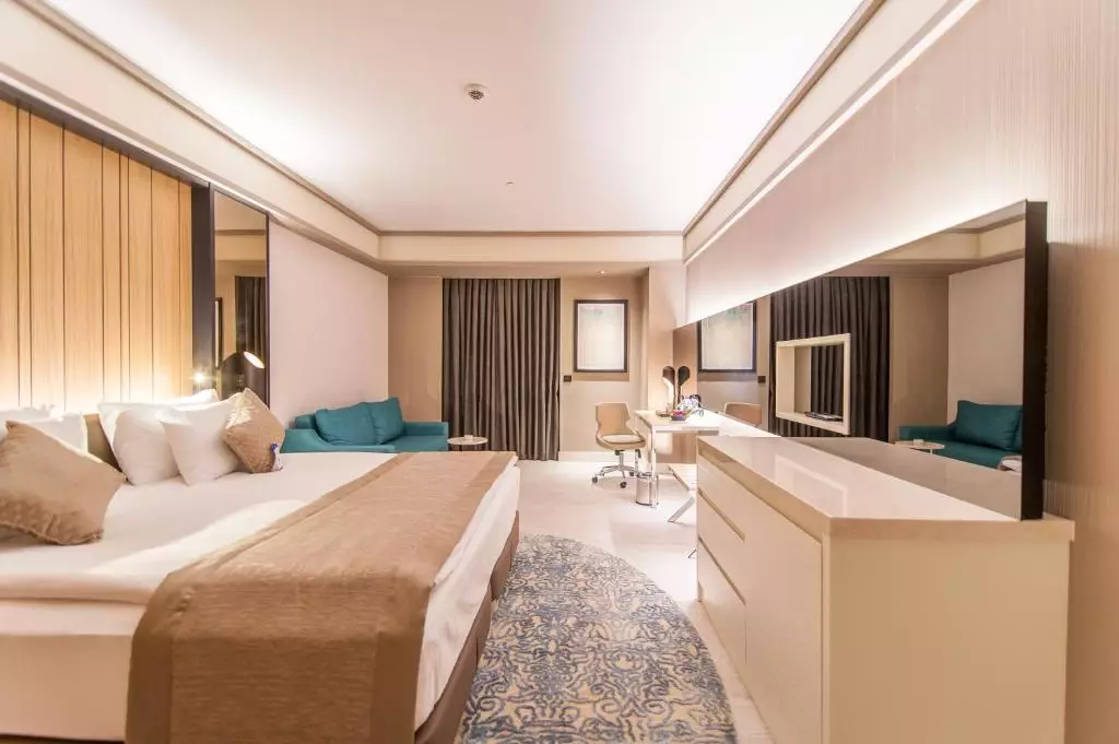 هتل باییر دایموند